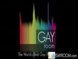 Ruangan homo pijet